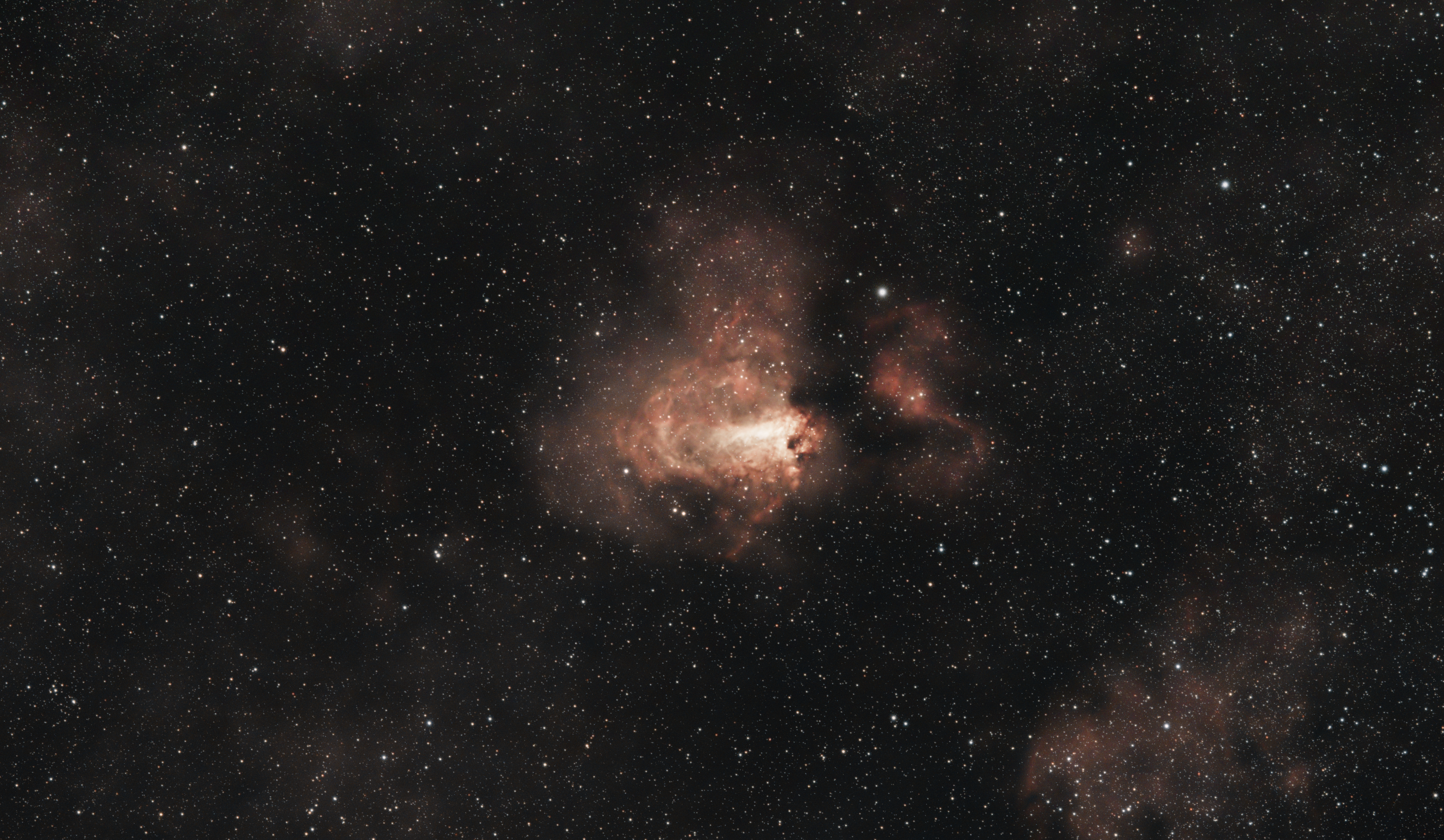 Swan Nebula / Omega Nebula - M17
